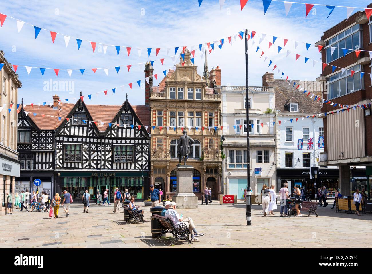 Shrewsbury centre-ville boutiques Shrewsbury Square ou The Square Shrewsbury Shropshire Angleterre GB Europe Banque D'Images