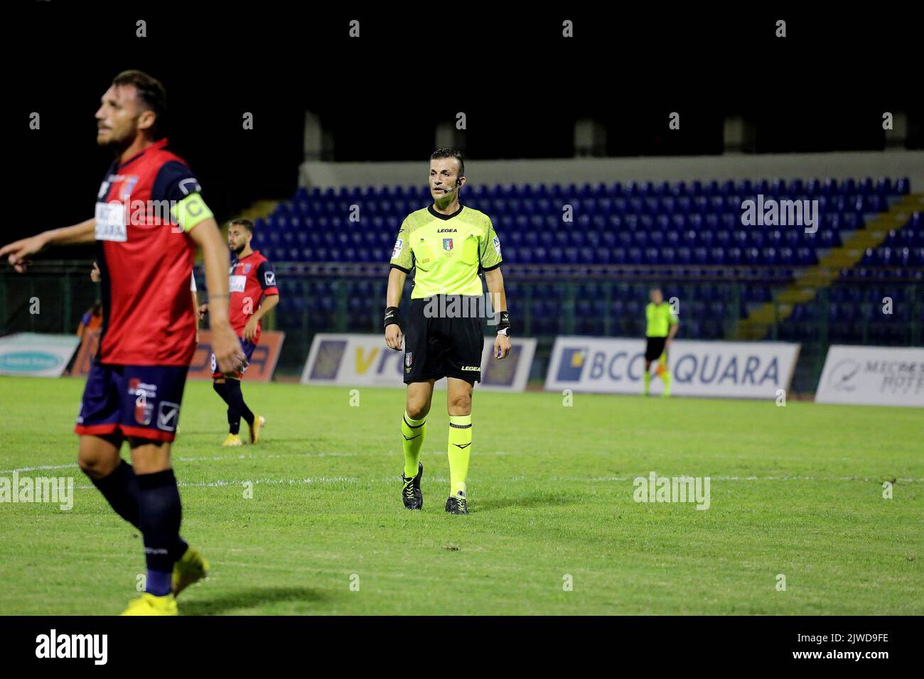 Pagani, Salerno, Italie. 4th septembre 2022. Pagani, Salerne, Italie - 04 septembre 2022 : vu arbitre de Catanoso pendant la course. Championnat italien de football, Lega Pro, premier jour. Championnat 2022/2023 . Gelbison vs Juve Stabia 1 - 3 (Credit image: © Pasquale Senatore/Pacific Press via ZUMA Press Wire) Banque D'Images