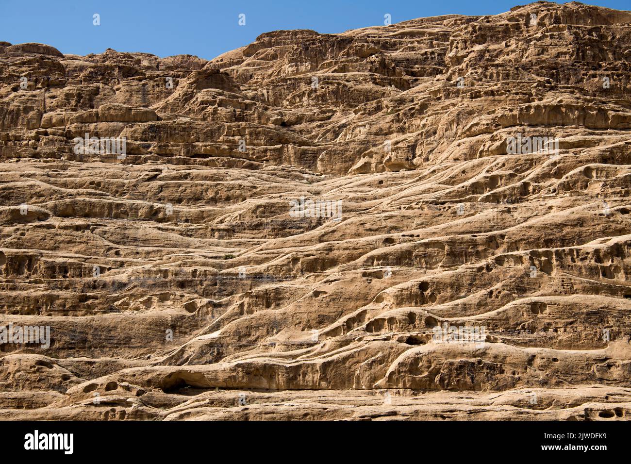 Bel exemple d'érosion glaciaire dans la face de falaise de la province de Tabuk Arabie Saoudite Banque D'Images