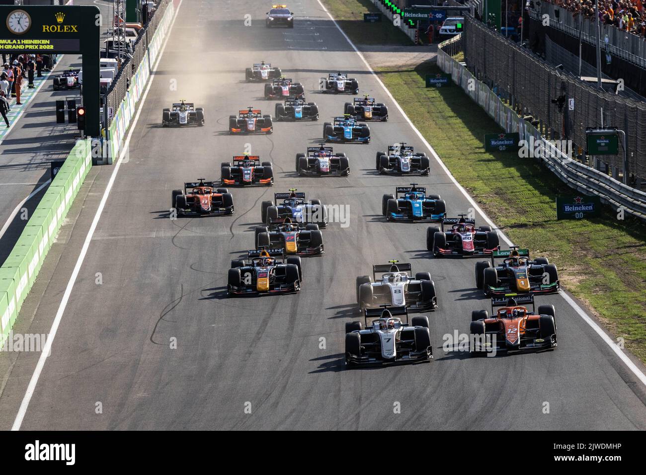 Début de la course, 12 NOVALAK Clément (fra), MP Motorsport, Dallara F2, 07 ARMSTRONG Marcus (nzl), Grand Prix Hitech, Dallara F2, action pendant la ronde 12th du Championnat FIA Formule 2 2022, de 2 septembre à 4, 2022 sur le circuit Zandvoort, aux pays-Bas, Belgique - photo : Diederik Van Der Laan/DPPI/LiveMedia Banque D'Images