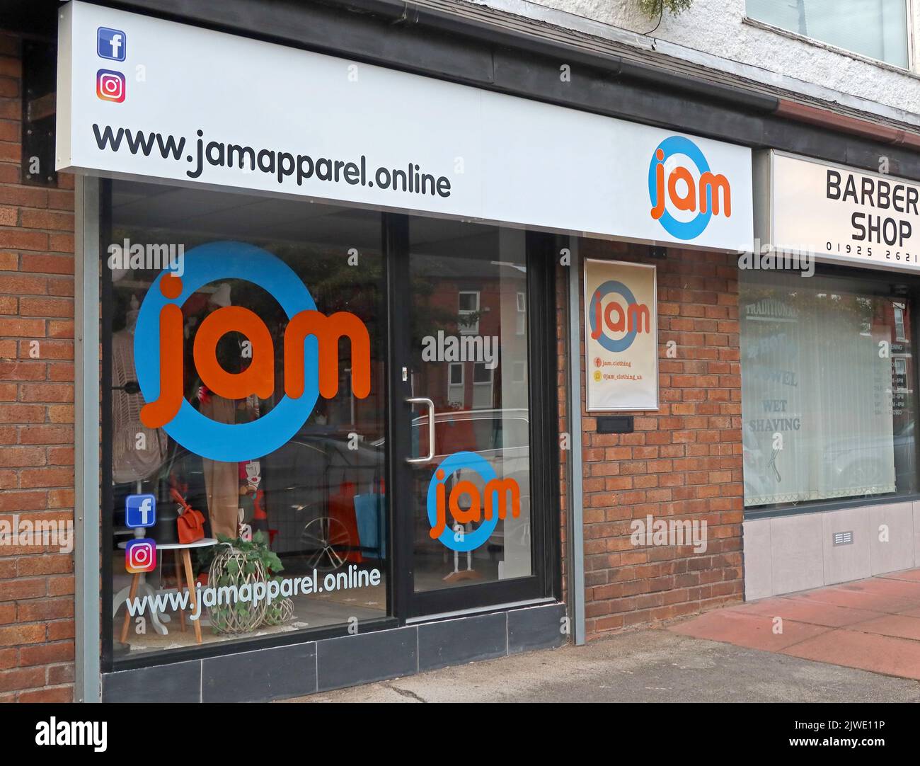 Jam Apparel store, 91 Knutsford Rd, Grappenhall, Warrington, Cheshire, ANGLETERRE, ROYAUME-UNI, WA4 2NS Banque D'Images