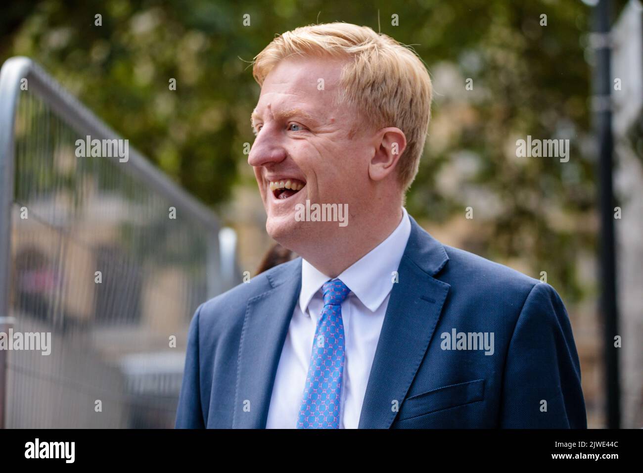 Westminster, Londres, Royaume-Uni, 5th septembre 2022. Oliver Dowden arrive au centre Queen Elizabeth II pour le résultat et l'annonce du nouveau chef du parti conservateur et du premier ministre du Royaume-Uni. Amanda Rose/Alamy Live News Banque D'Images