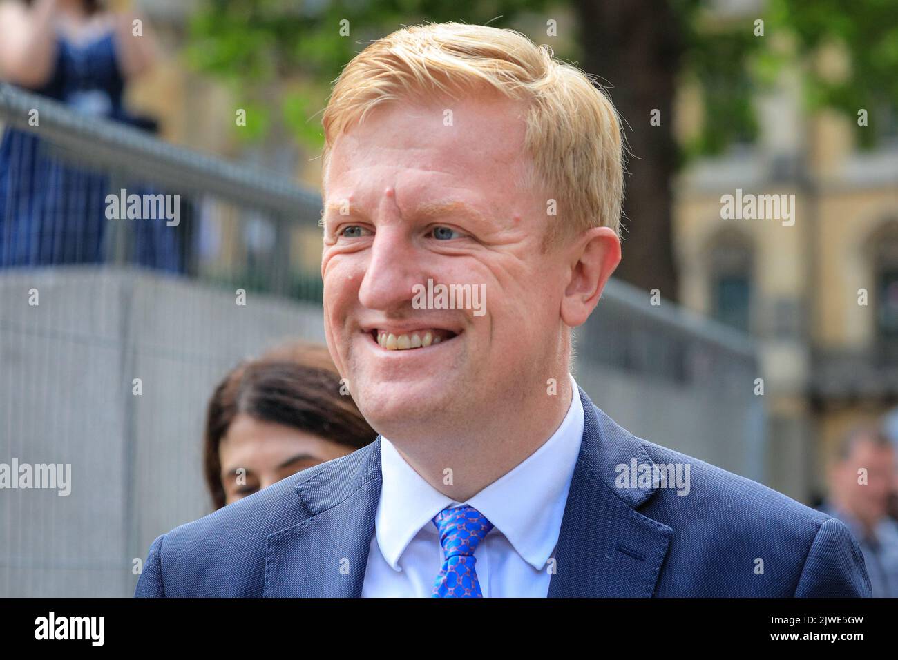 Londres, Royaume-Uni. 05th août 2022. Oliver Dowden, député de Hertsmere, se rend au centre. Les politiciens du Parti conservateur arrivent au centre de conférence Queen Elizabeth II à Westminster pour l'annonce de qui sera le prochain chef du parti et donc le nouveau premier ministre britannique à partir de demain crédit: Imagetraceur/Alamy Live News Banque D'Images