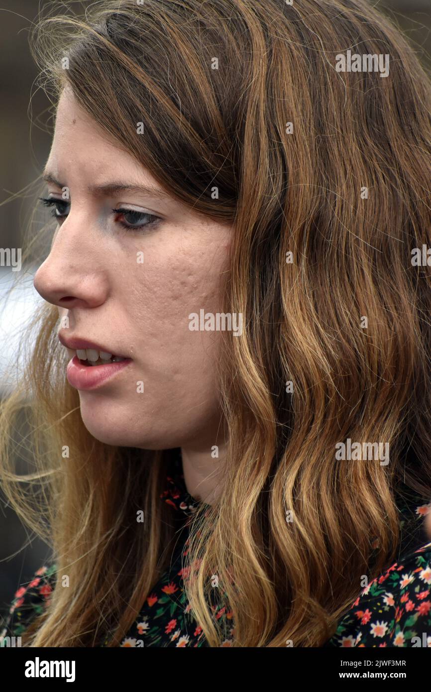 Journaliste katy balls Banque de photographies et d’images à haute