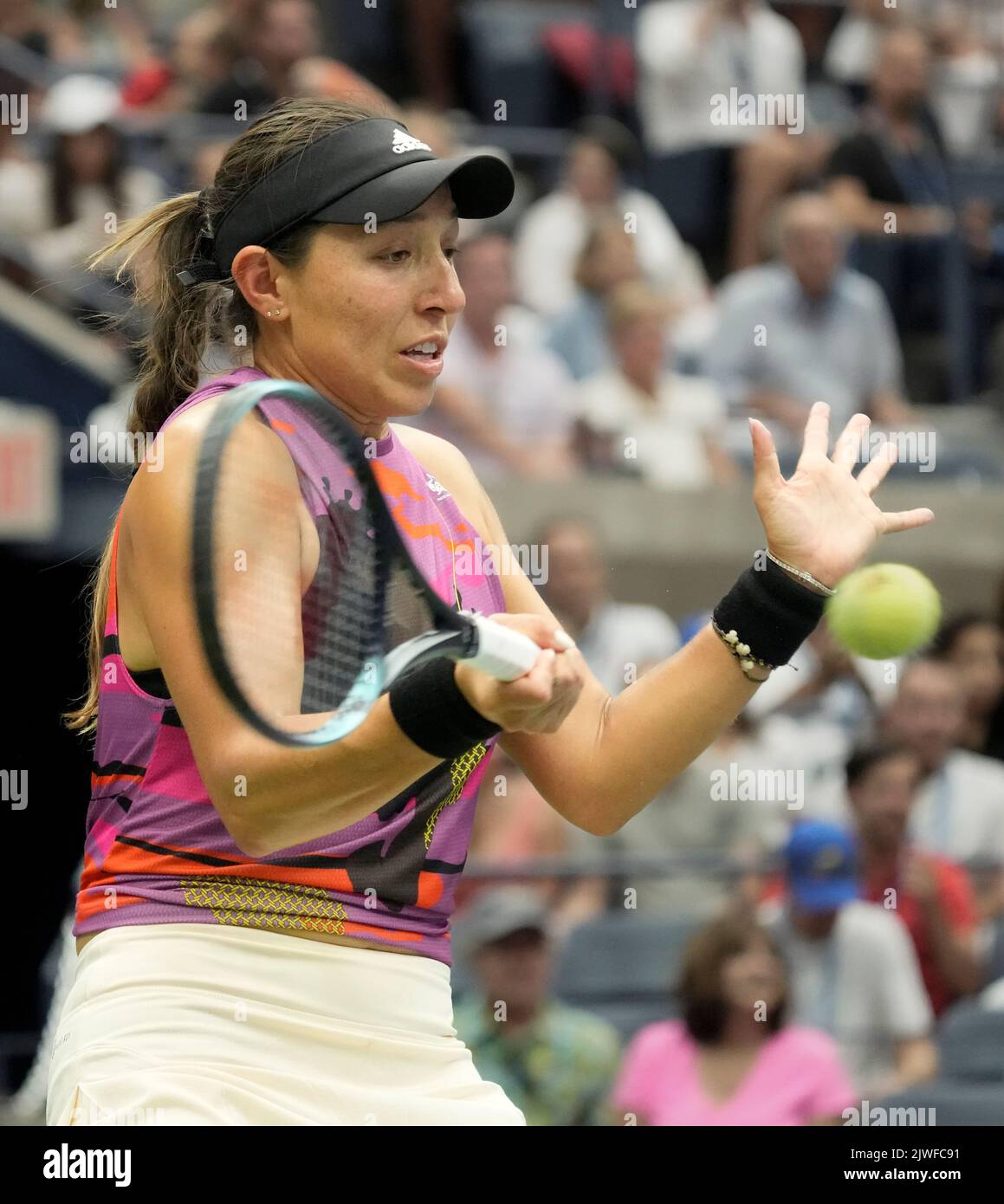 New York, États-Unis . 5 septembre 2022: Jessica Pegula (Etats-Unis) a battu Petra Kvitova (CZE) 6-3, 6-2, à l'US Open joué au Billie Jean King Ntional tennis Centre à Flushing, Queens, New York/Etats-Unis © Grace Schultz/CSM Credit: CAL Sport Media/Alay Live News Banque D'Images