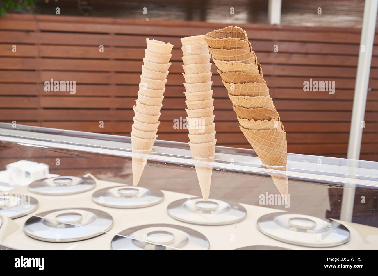 Tasses à gaufres pour la glace à vendre à l'extérieur Banque D'Images