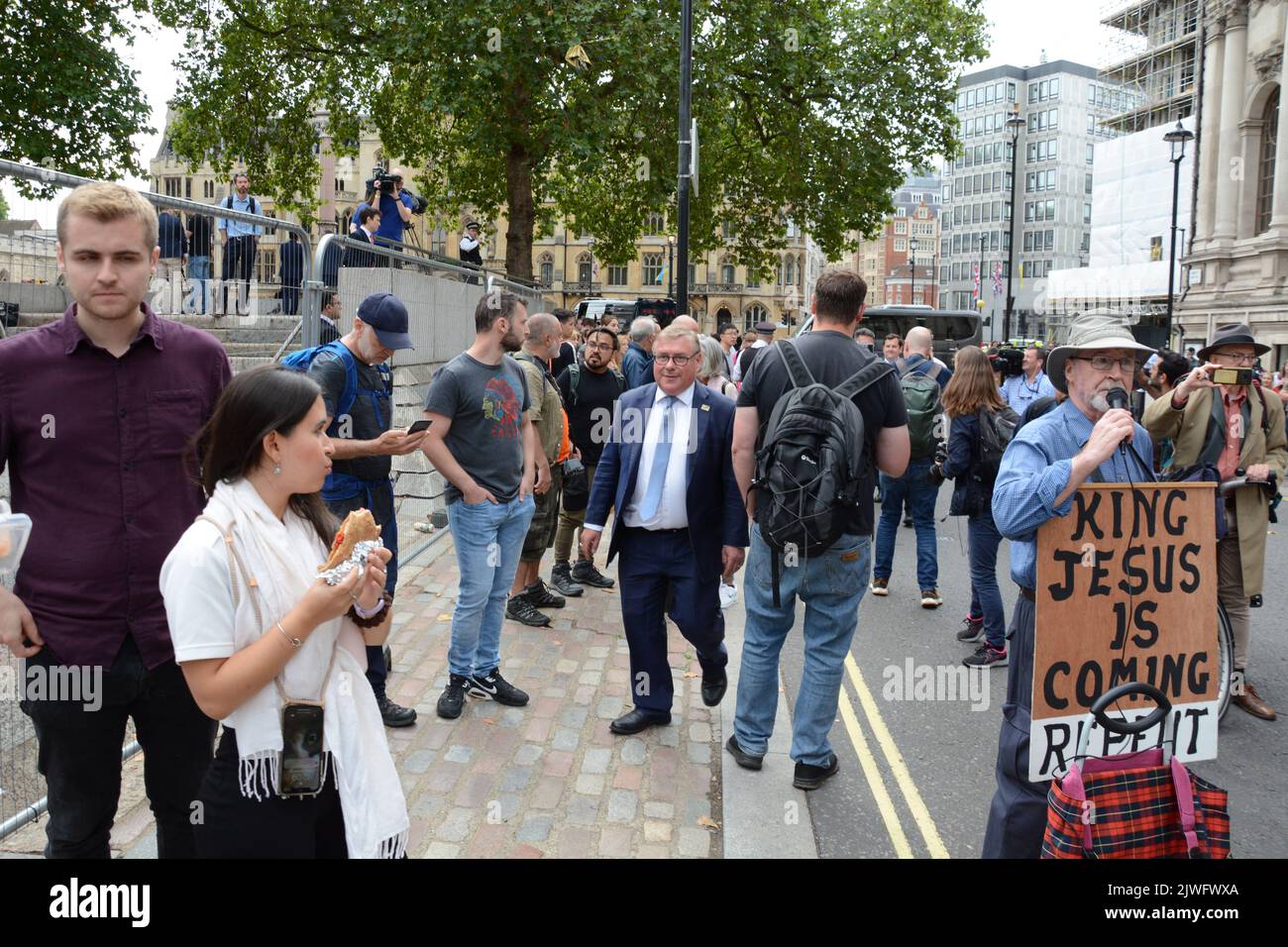 La course à la direction des Tory arrive à un chef et les députés et les membres du parti se réunissent au QEII Centre à Westminster le 5th septembre 2022 pour entendre le résultat. Banque D'Images