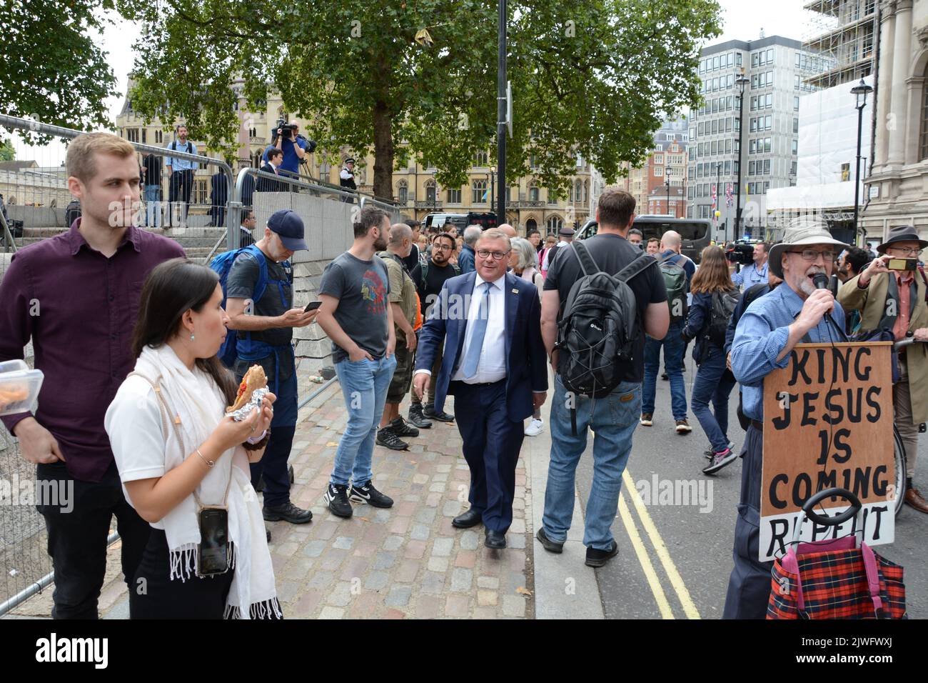 La course à la direction des Tory arrive à un chef et les députés et les membres du parti se réunissent au QEII Centre à Westminster le 5th septembre 2022 pour entendre le résultat. Banque D'Images