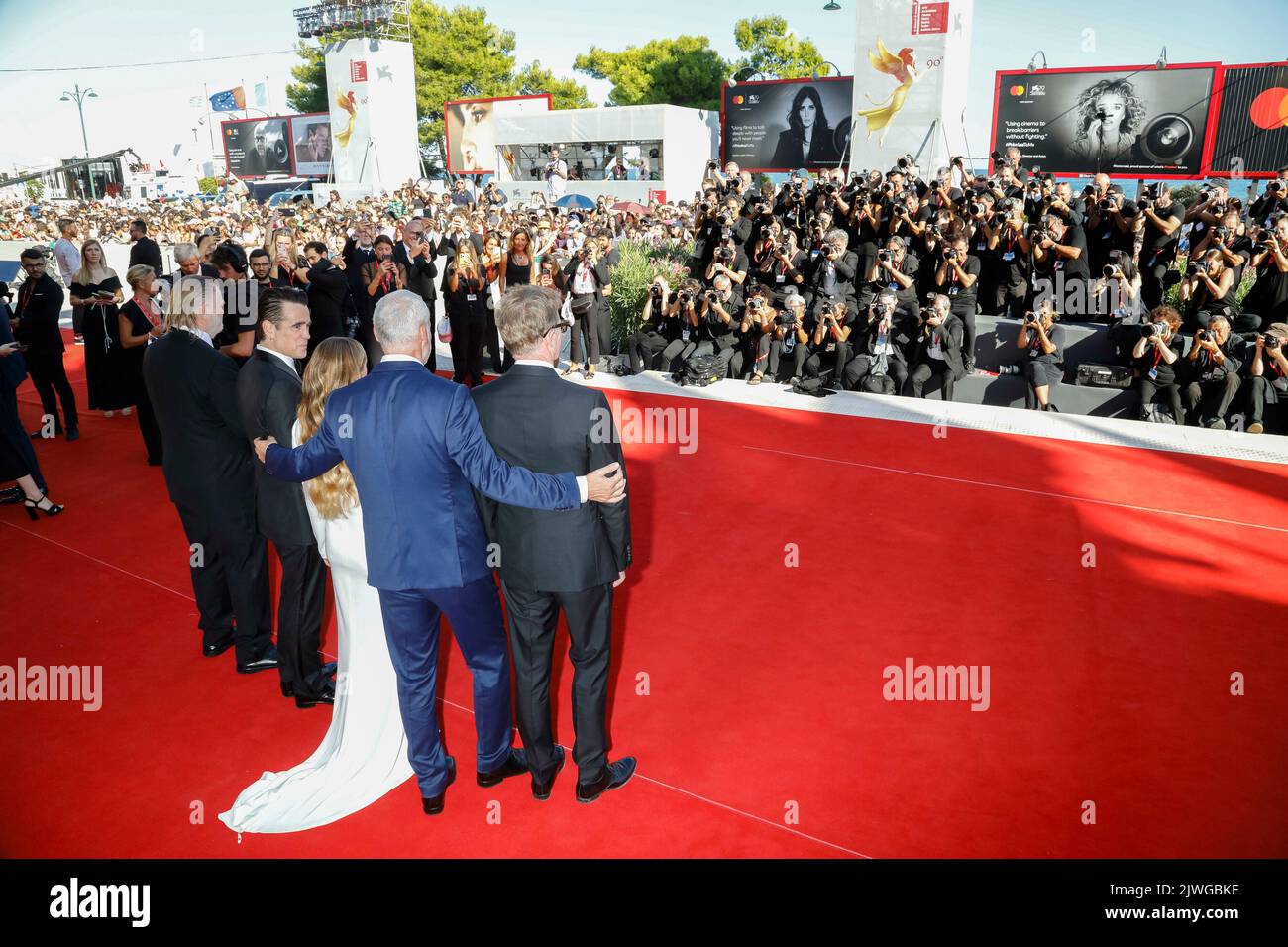 Venise, Italie, le 05 septembre 2022. Colin Farrell et Brendan Gleeson assistent à la première des « Banshees of Inishenin » lors du Festival International du film de Venise 79th au Palazzo del Cinema on the Lido à Venise, en Italie, le 05 septembre 2022. Banque D'Images