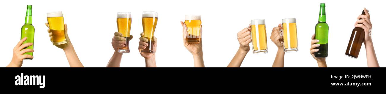 Jeu de mains avec bière sur fond blanc Banque D'Images