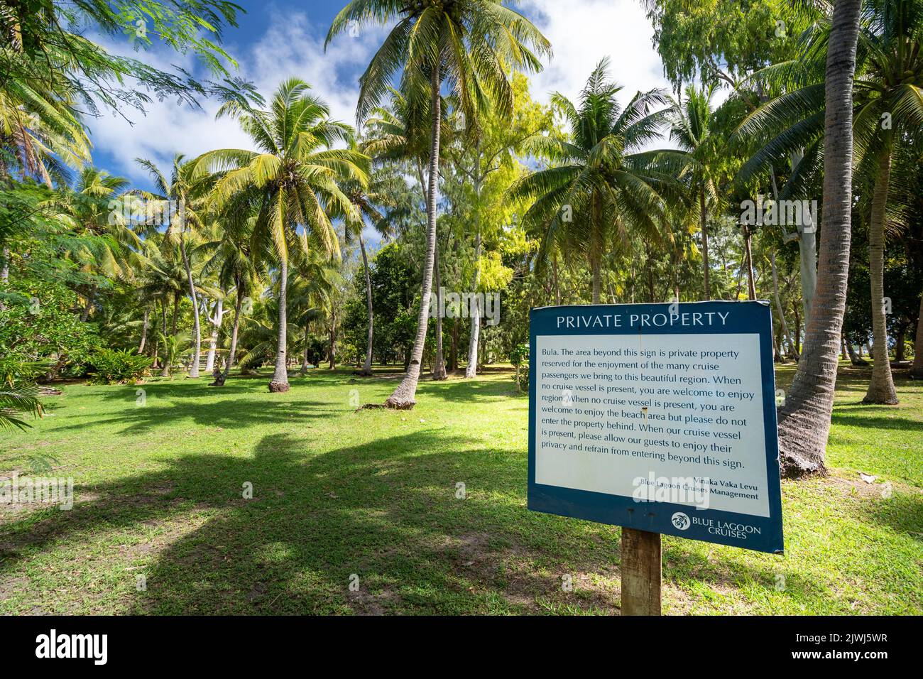 Panneau indiquant l'accès restreint à la propriété privée, Blue Lagoon, Nanuya Lailai Island, Yasawa Islands, Fidji Banque D'Images