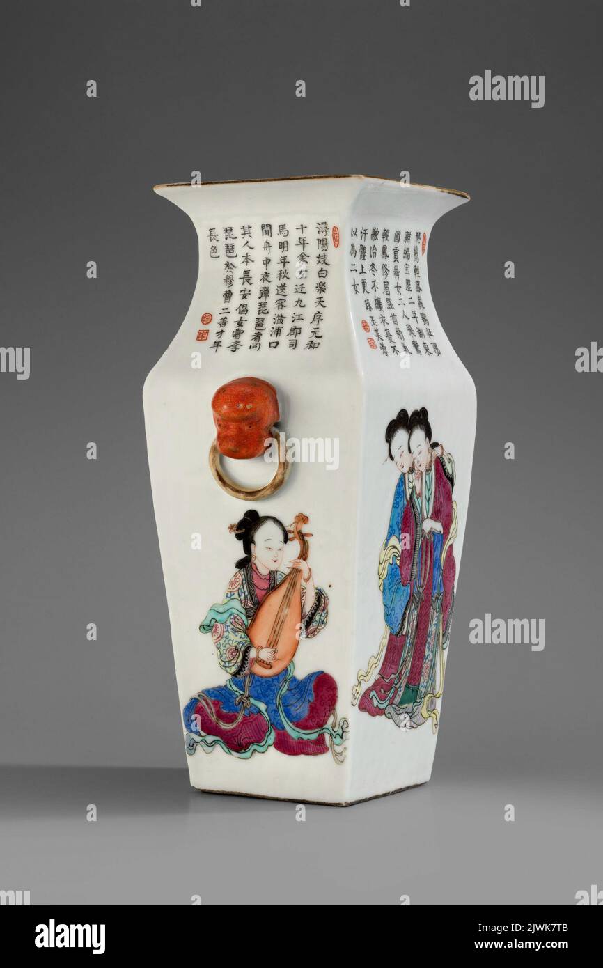 Vase à quatre côtés avec deux poignées. Inconnu, artisan Banque D'Images