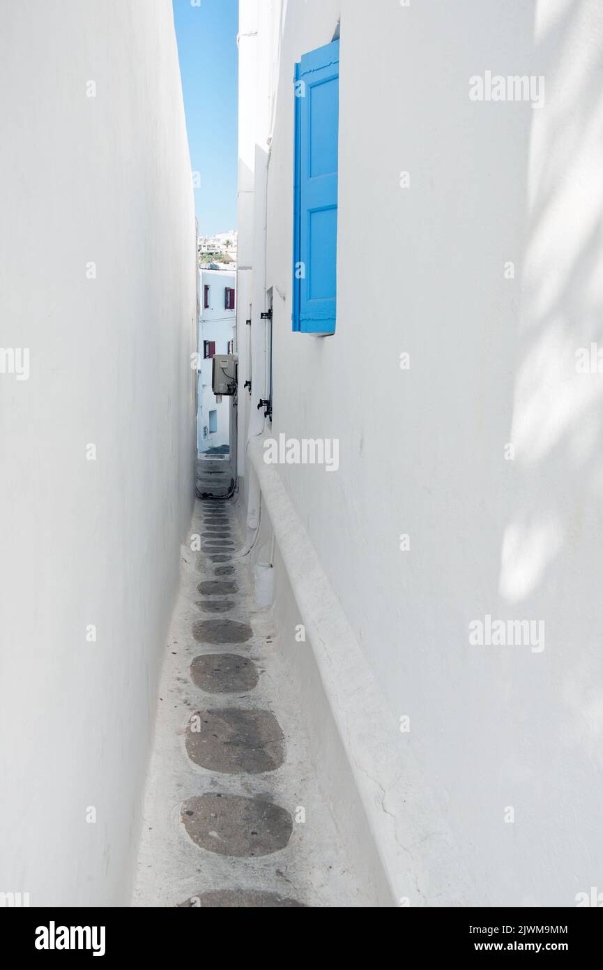 Ruelles étroites dans la vieille ville de Mykonos Chora, île de Mykonos, Cyclades, Grèce Banque D'Images