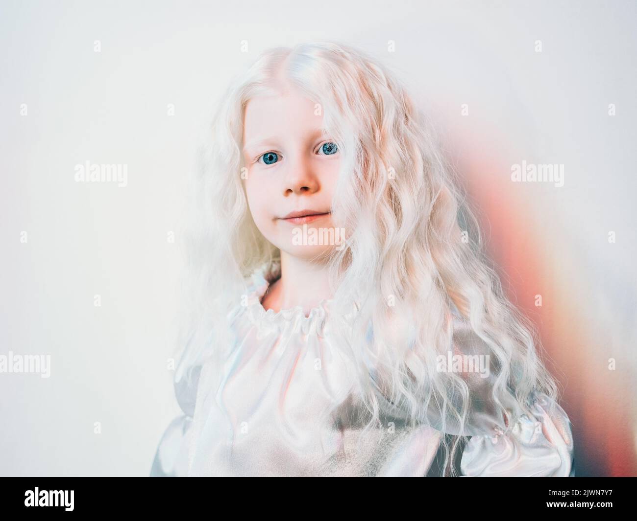 douce fille portrait enfant beauté albino blond Banque D'Images