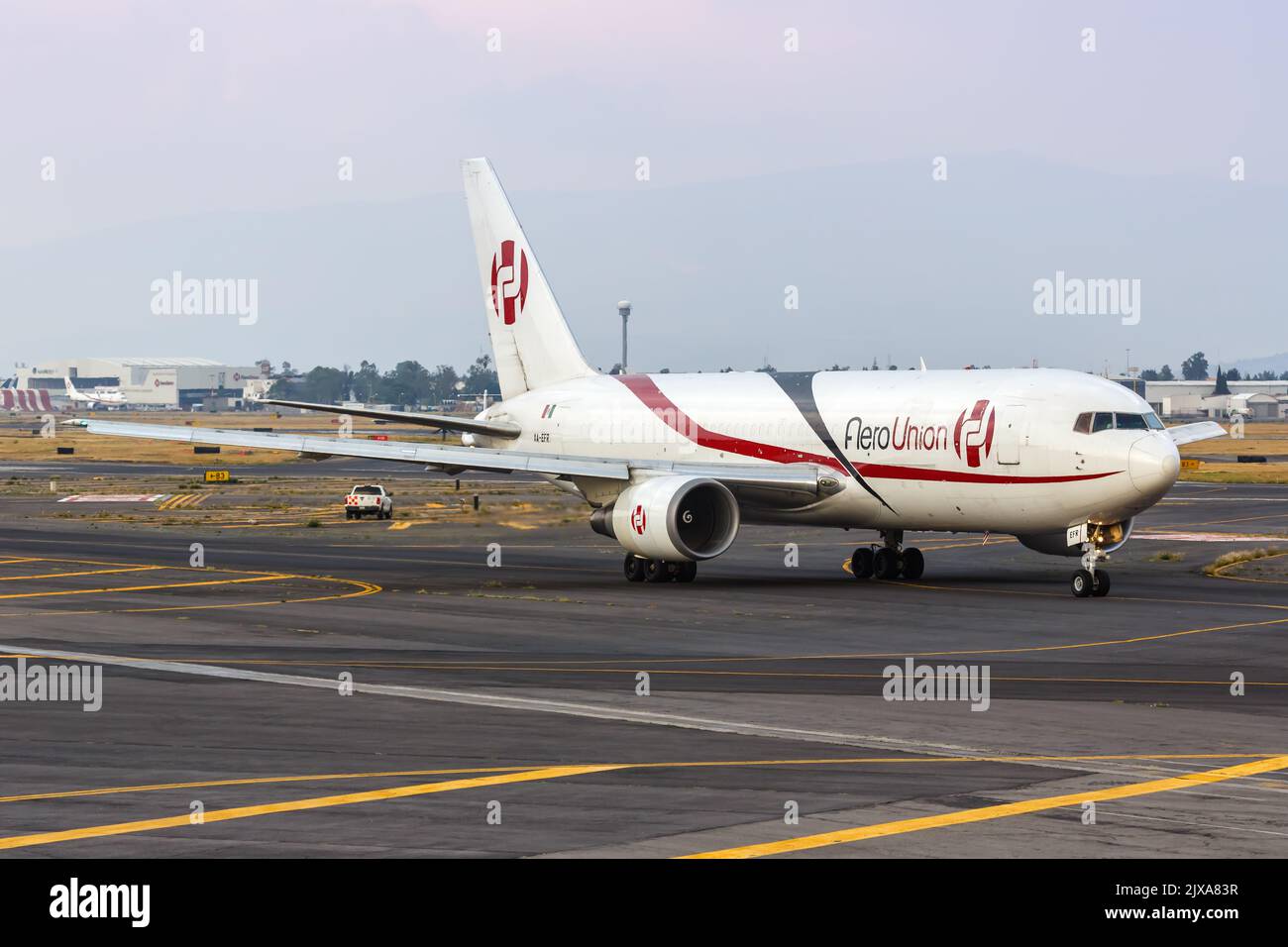 Mexico, Mexique - 15 avril 2022 : avion Boeing 767-200ER(BDSF) d'Aerounion à l'aéroport de Mexico (MEX) au Mexique. Banque D'Images