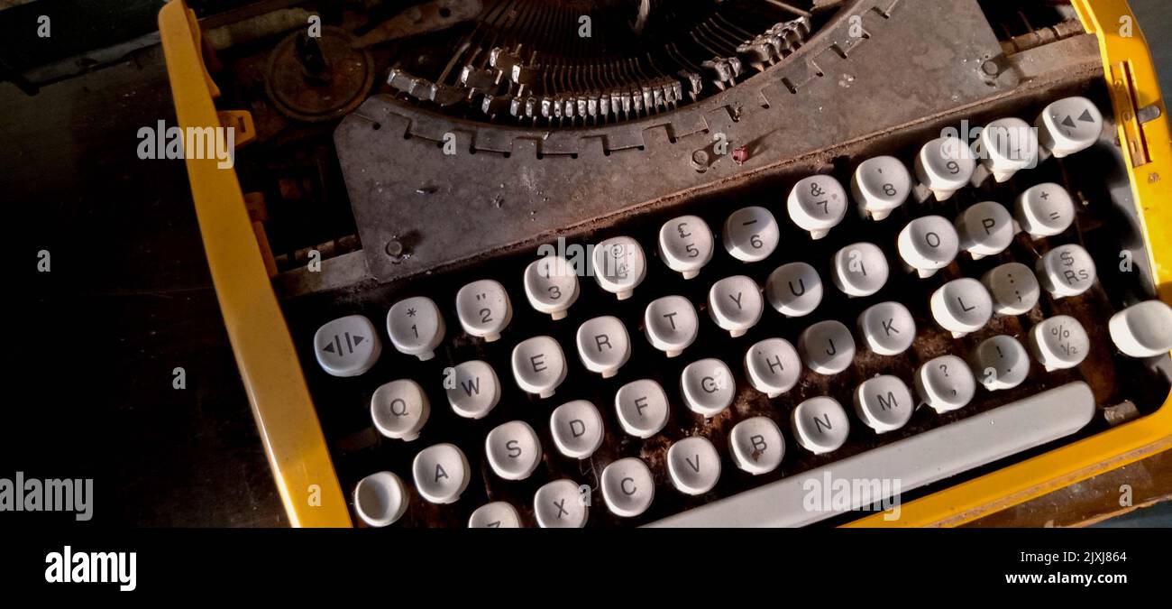 En-tête de machine à écrire manuelle à clavier vintage Banque D'Images