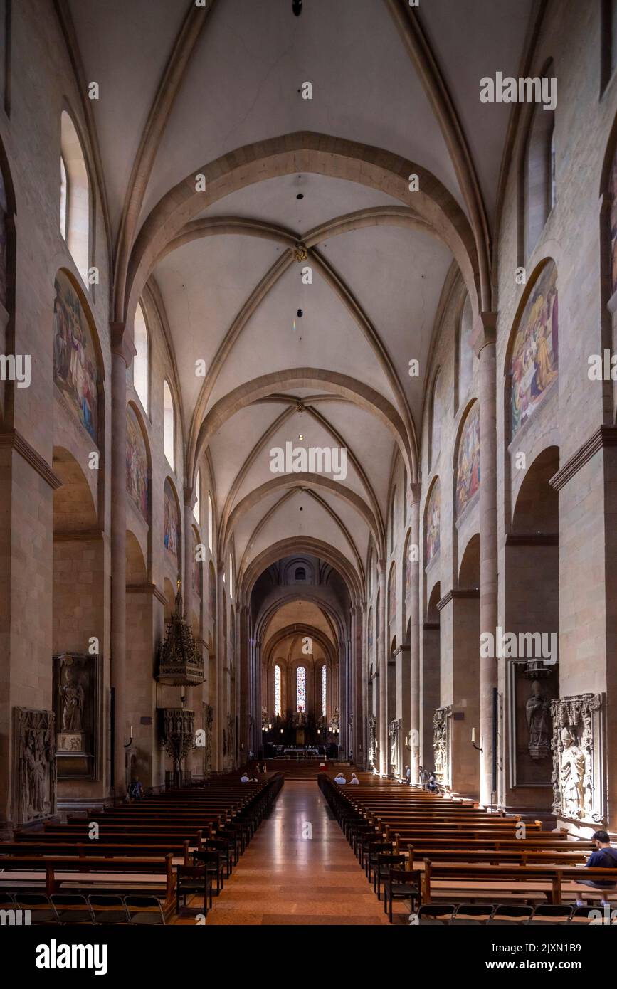 Vaulne de nef, cathédrale St Martin, Rhénanie-Palatinat, Allemagne Banque D'Images