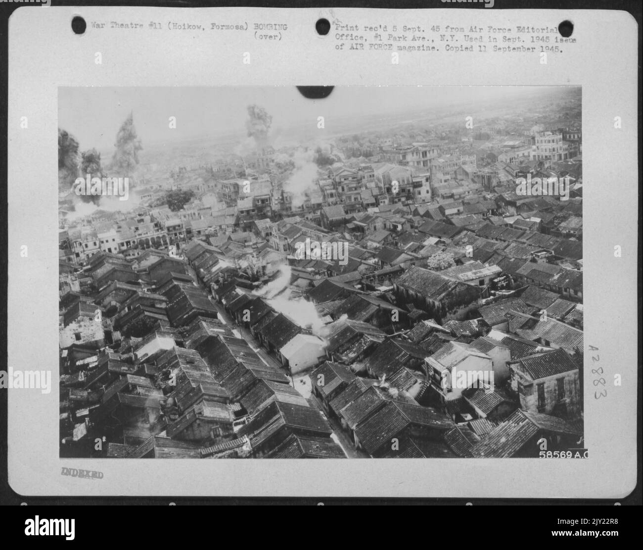 Les bombes trouvent Mark dans l'usine surpeuplée, district à Hoikow, Formosa. Banque D'Images