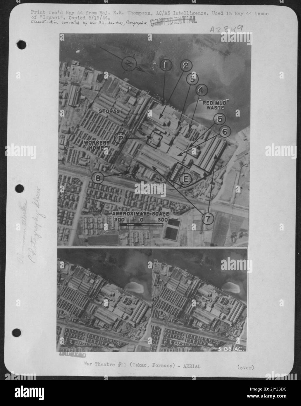 L'usine Nippon Aluminum Co., située à Takao, formosa, couvre une superficie de 2 400 000 pieds carrés. Les chiffres font référence à la séquence probable des différentes étapes de la production de lingots d'aluminium et comprennent (1) les matières premières, (2) le stockage de bauxite, (3) le concasseur et le digesteur Banque D'Images