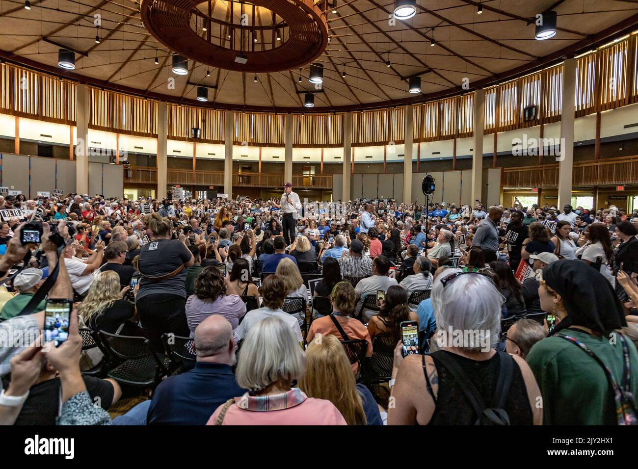 Denton, Texas, États-Unis. 07th septembre 2022. Candidat démocratique pour le gouverneur du Texas, Beto O'Rourke a organisé un rassemblement à Denton, au Texas. Crédit : Nick Paruch/Alamy Live News Banque D'Images
