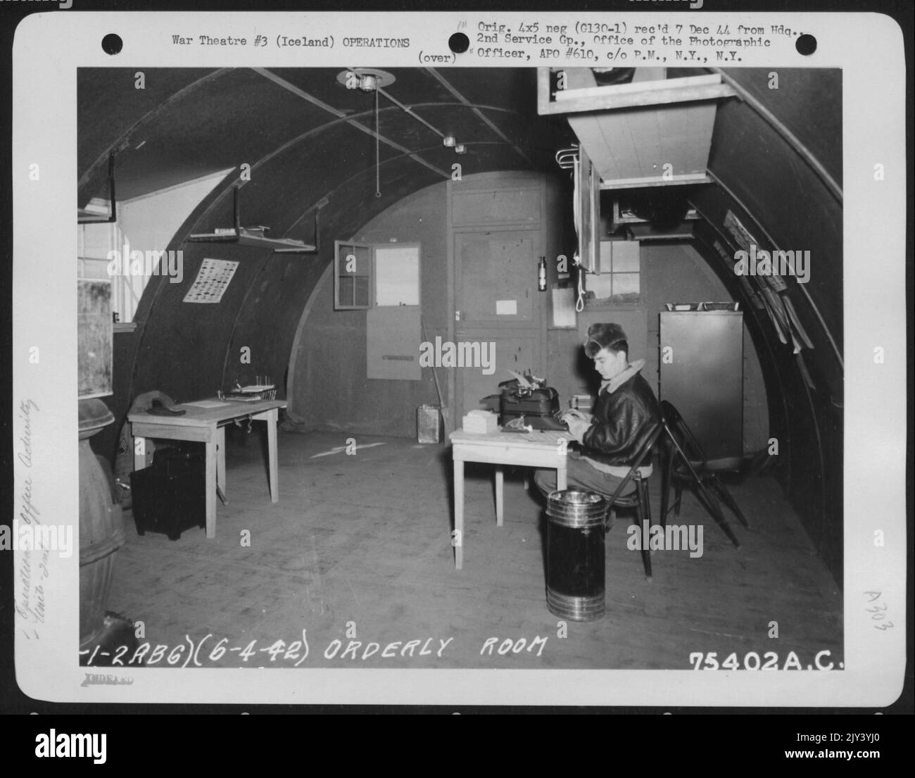 Salle ordonnée du Groupe de base aérienne de 2nd à un aérodrome quelque part en Islande. 4 juin 1942. Banque D'Images