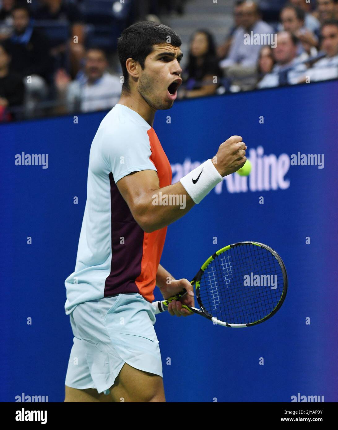 New York, GBR. 07th septembre 2022. New York Flushing Meadows US Open Day 10 07/09/2022 Carlos Alcaraz (ESP) quart final match Credit: Roger Parker/Alay Live News Banque D'Images