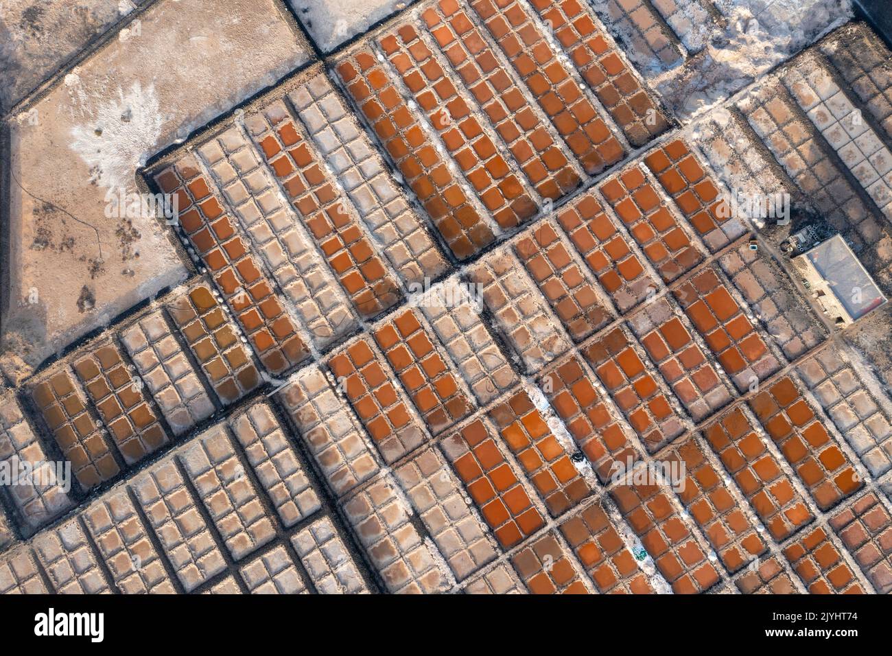 Salinas de Los Cocoteros, piscines à salinité différente, vue aérienne, îles Canaries, Lanzarote, Guatiza Banque D'Images