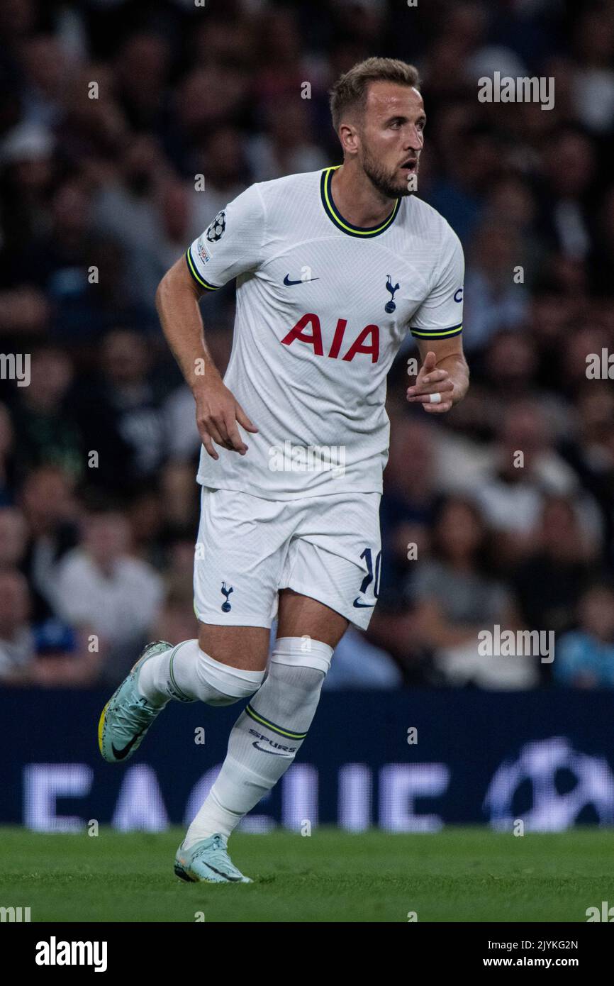 LONDRES, ANGLETERRE - SEPTEMBRE 07 : Harry Kane de Tottenham Hotspur pendant le match D de la Ligue des champions de l'UEFA entre Tottenham Hotspur et Olympique Banque D'Images