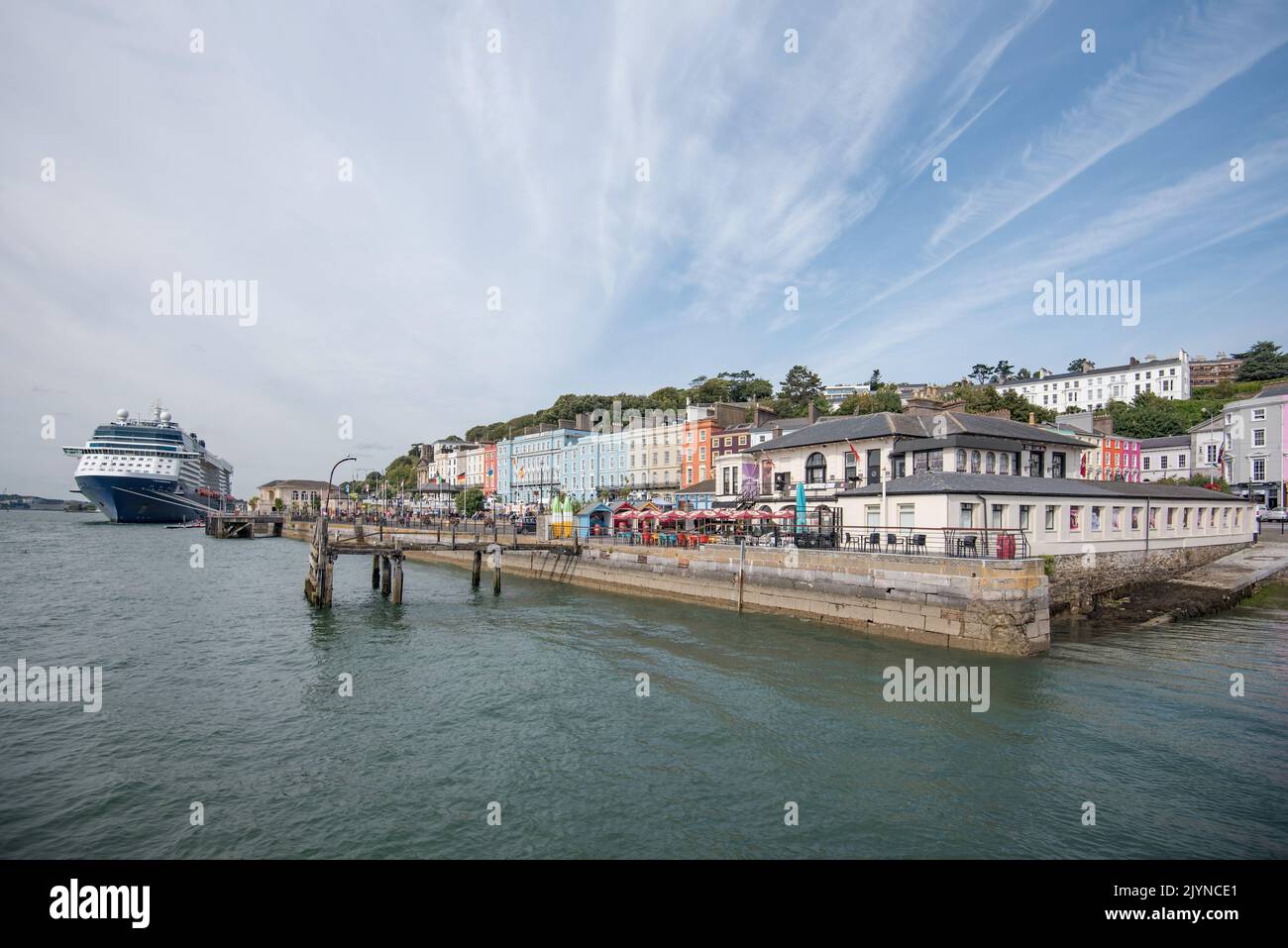 Cruise Liner 'Celebrity Silhouette' sur le terminal de croisière de Cobh Irlande 31st août 2022 Banque D'Images