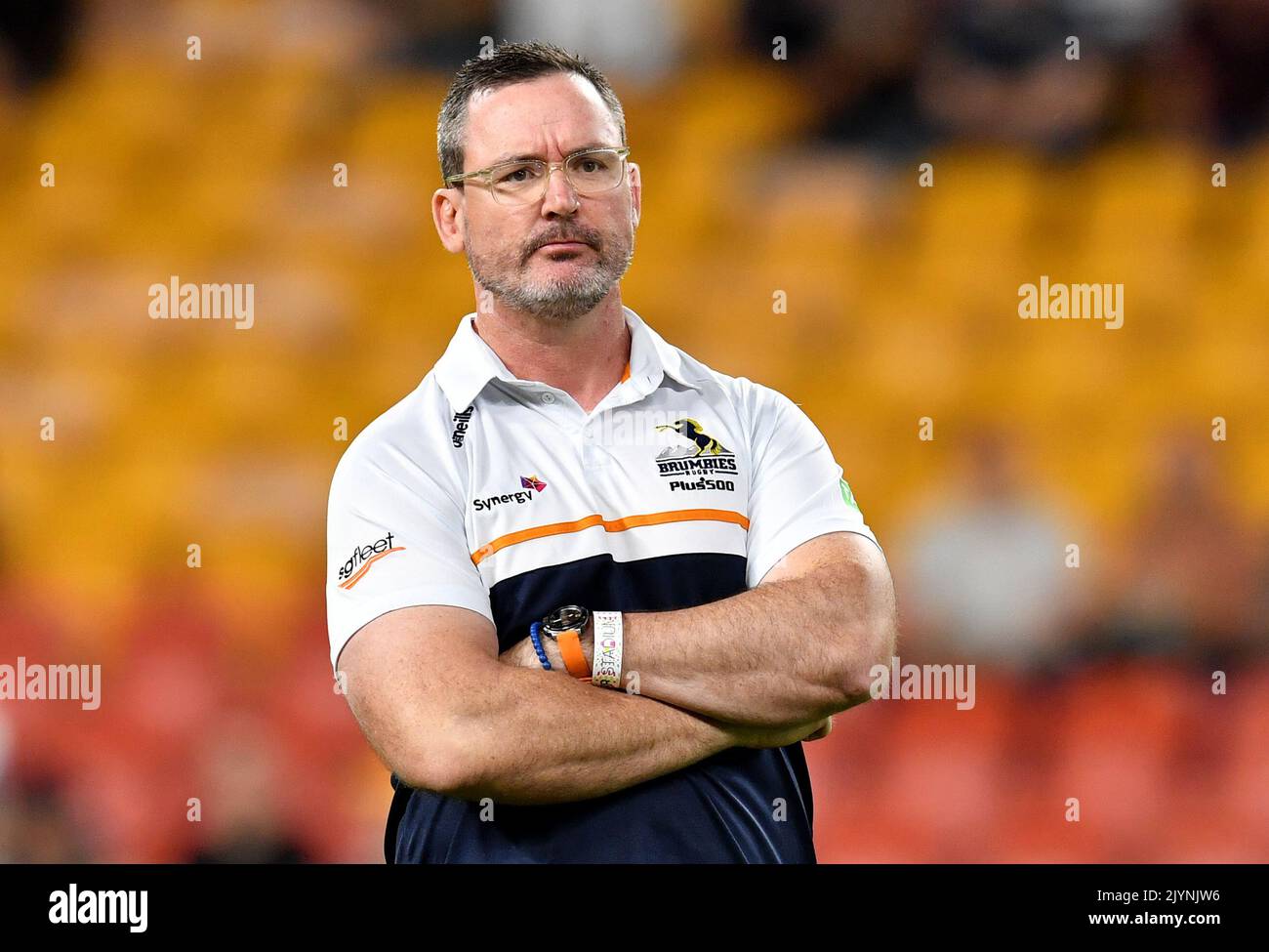 DaN McKellar, entraîneur de Brumbies, est vu avant la finale du Super Rugby au entre les Reds du Queensland et les BRUMBIES ACT au stade Suncorp à Brisbane, samedi, 8 mai 2021. (AAP IMAGE/DARREN ENGLAND) PAS D'ARCHIVAGE, USAGE ÉDITORIAL SEULEMENT ** USAGE STRICTEMENT ÉDITORIAL SEULEMENT, PAS D'UTILISATION COMMERCIALE, PAS DE LIVRES ** Banque D'Images