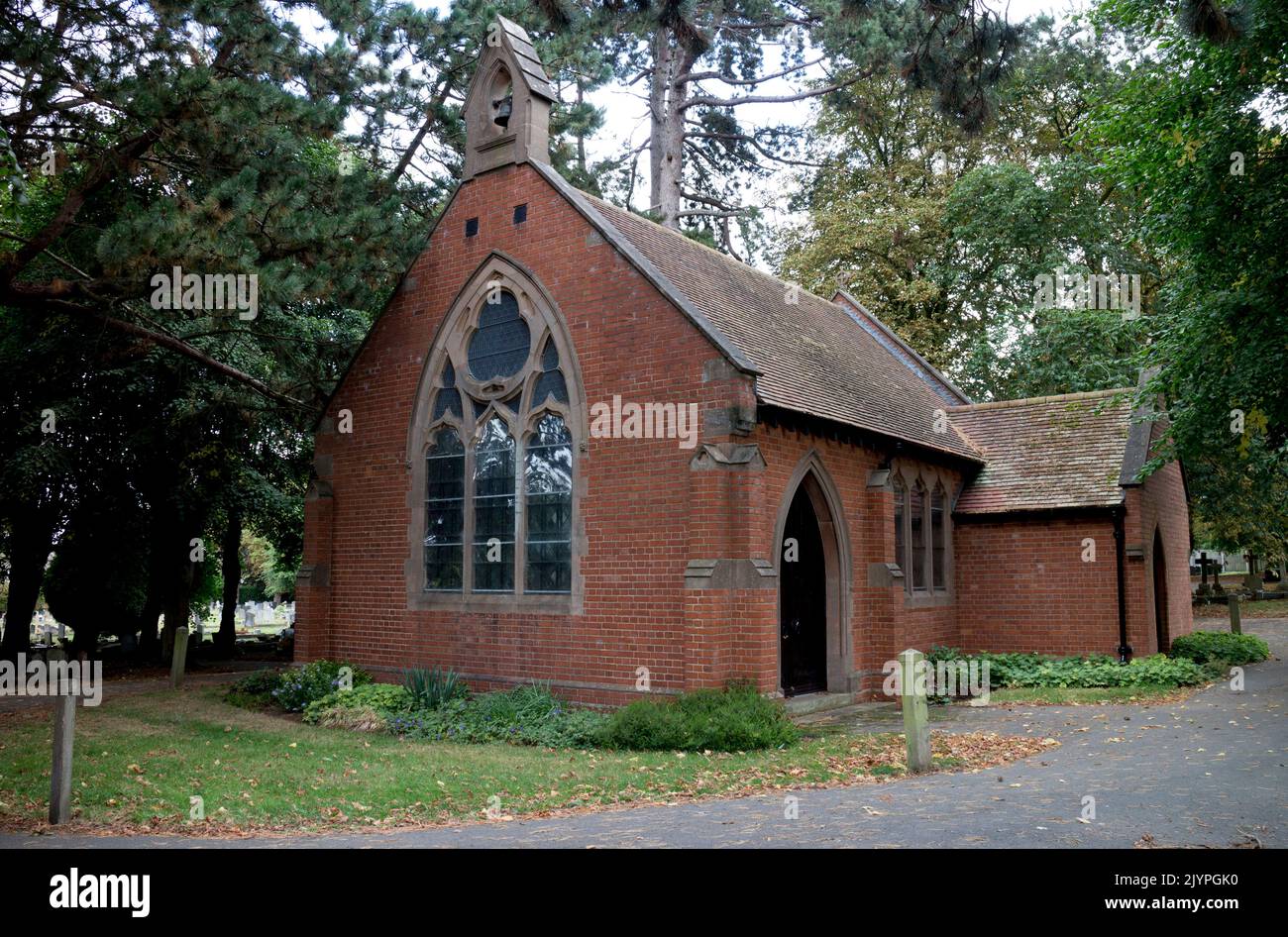 Oaks Road cimetière chapelle, Kenilworth, Warwickshire, Angleterre, Royaume-Uni Banque D'Images