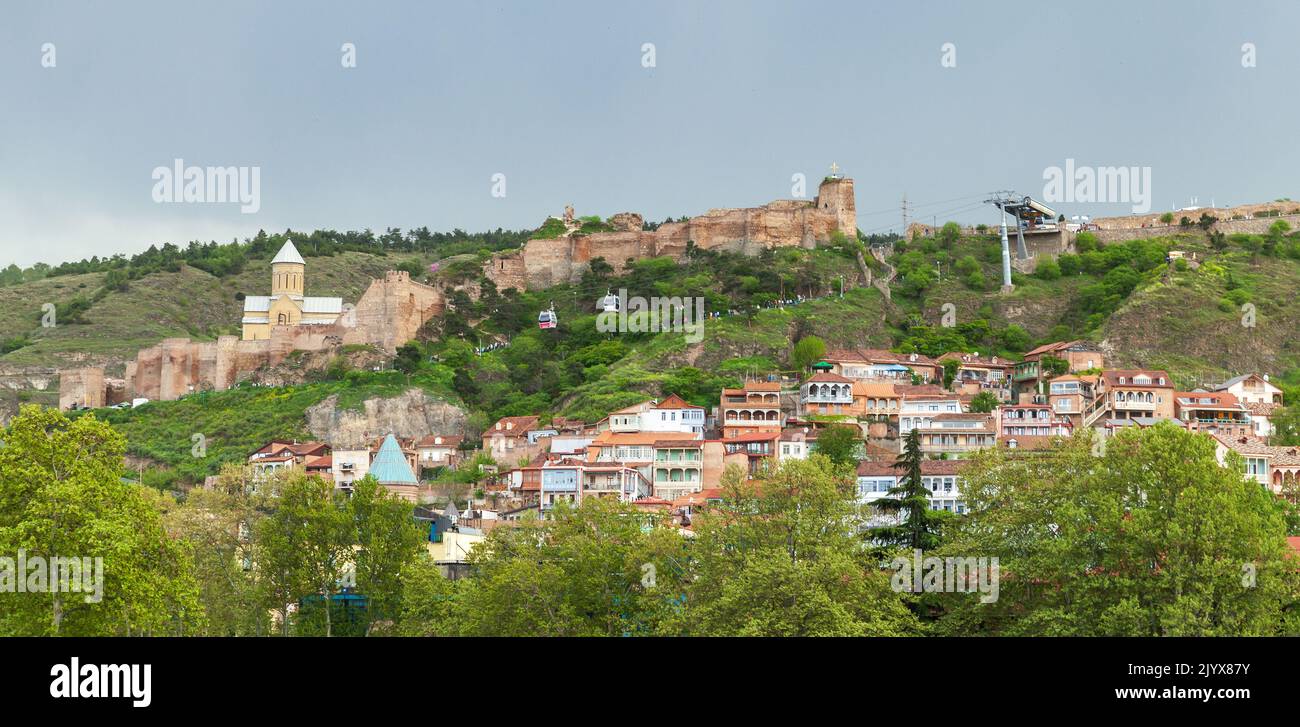 Tbilissi, Géorgie, photo de paysage prise un jour d'été Banque D'Images