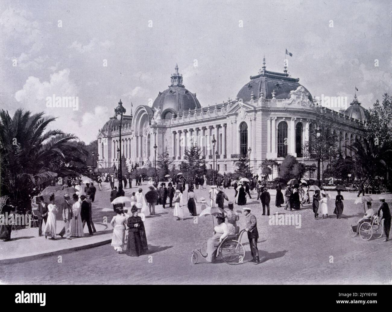 Exposition universelle (Foire mondiale) Paris, 1900; Photographie noir et blanc: Le petit Palais. Banque D'Images