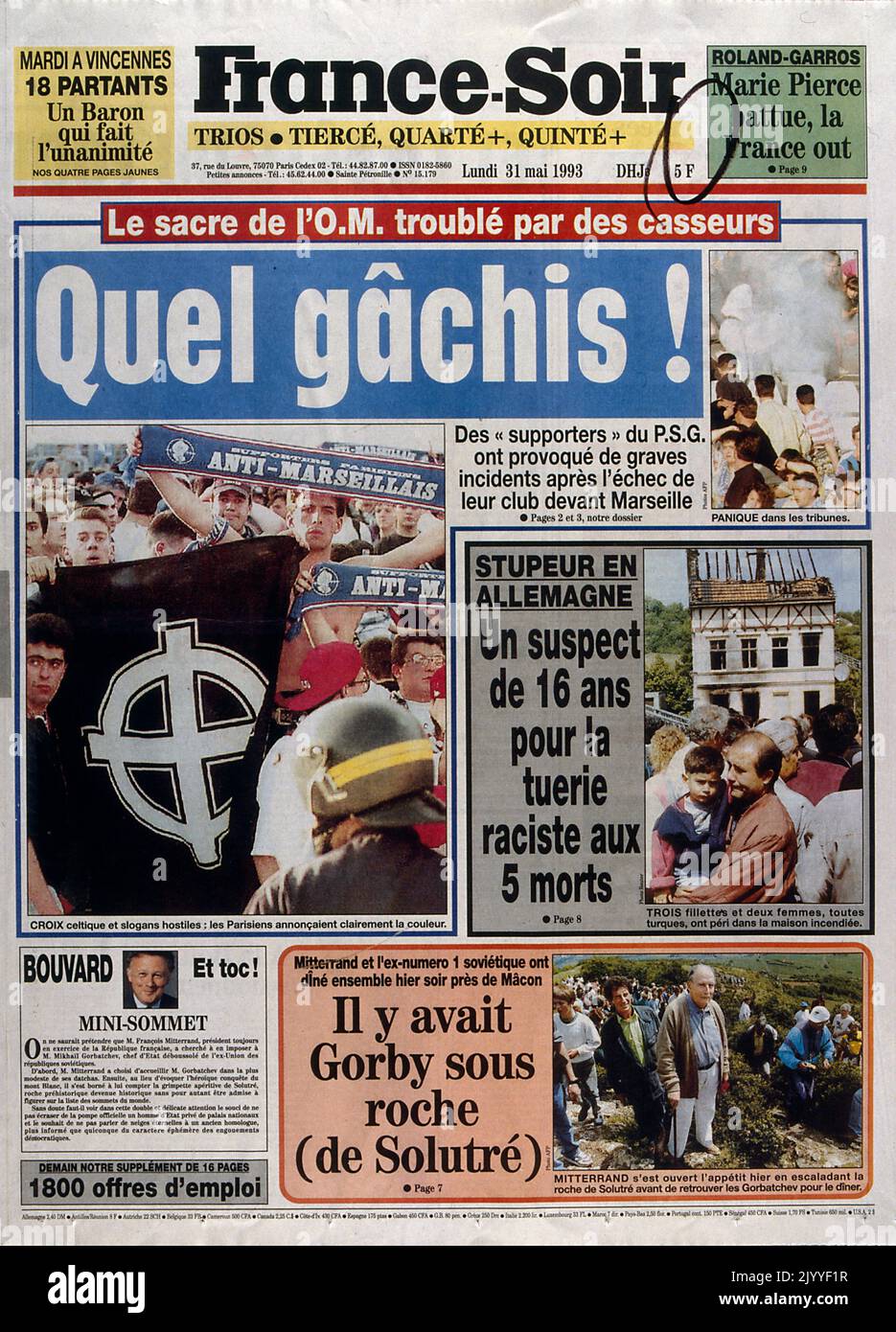 Première page du journal français 'France-soir' du 31 mai 1993. Le titre se lit comme suit: «Le Sacré OM [Olympique Marseille] sont concernés par les fauteurs de troubles. Quel dommage ! » Banque D'Images