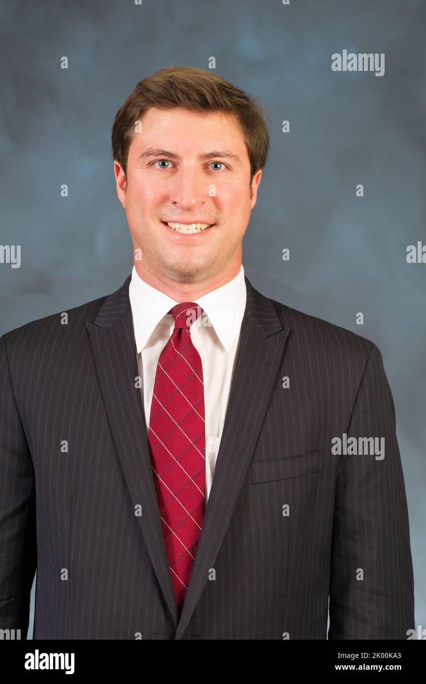 Portrait officiel de Mike Nixon, conseiller principal en politique du logement, Bureau du secrétaire. Banque D'Images