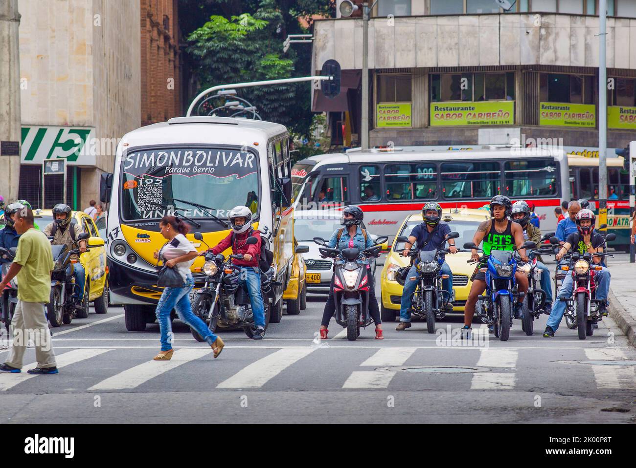 Colombie, Medellin, circulation dans le centre-ville Banque D'Images