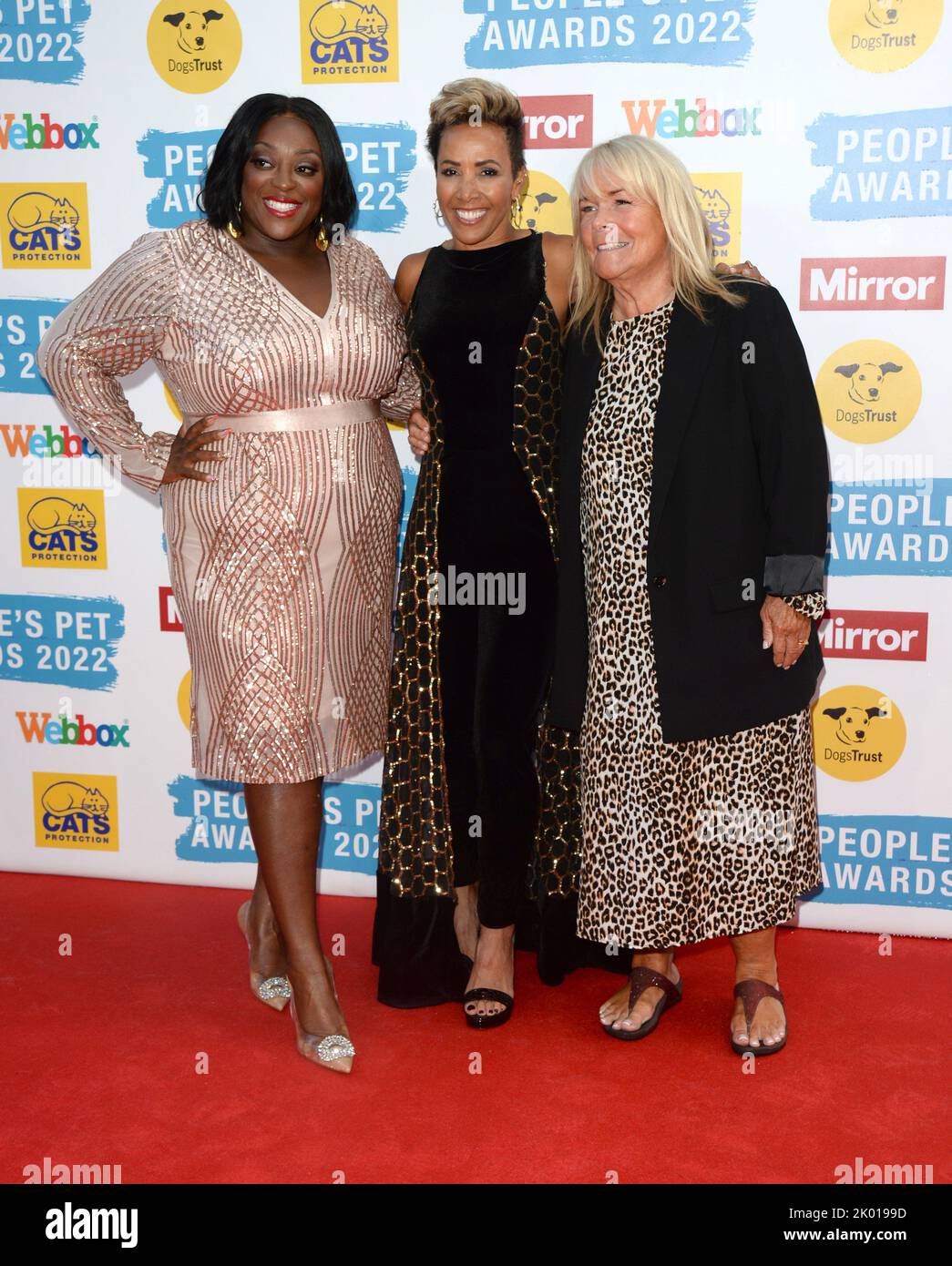 La photo doit être créditée ©Alpha Press 078237 08/09/2022 Judi Love Kelly Holmes et Linda Robson People PET Awards 2022 à Londres Banque D'Images