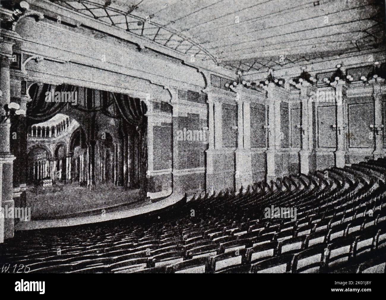 Le théâtre, Bayreuth. La scène est définie pour la scène Graal dans Parsifal. Crédit : sélection d'image. Banque D'Images
