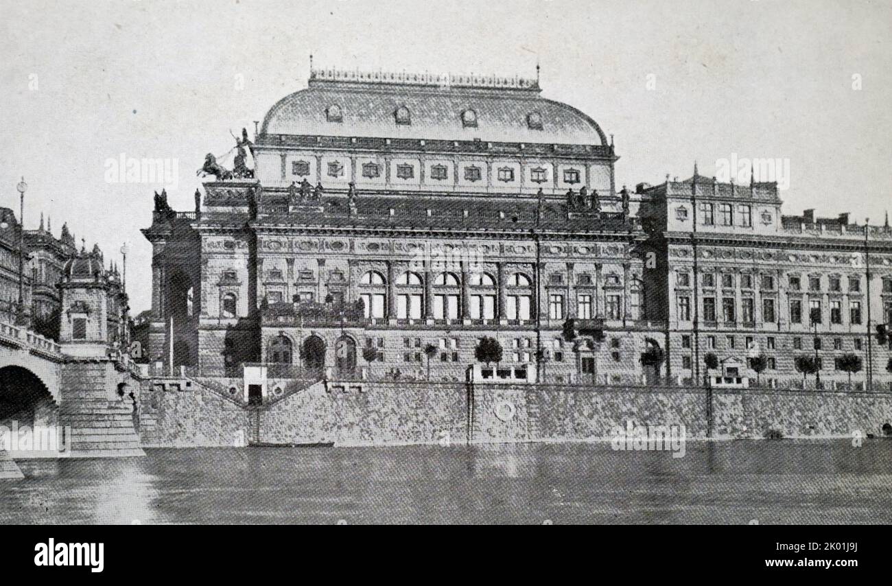 Théâtre national de Prague. Banque D'Images