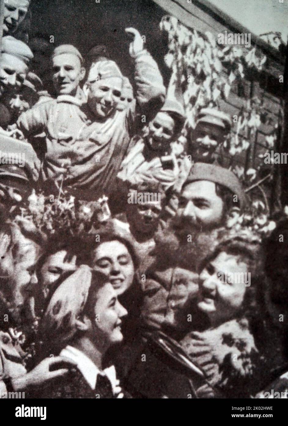 Les soldats victorieux retournent. Moscou, juillet 1945. Banque D'Images