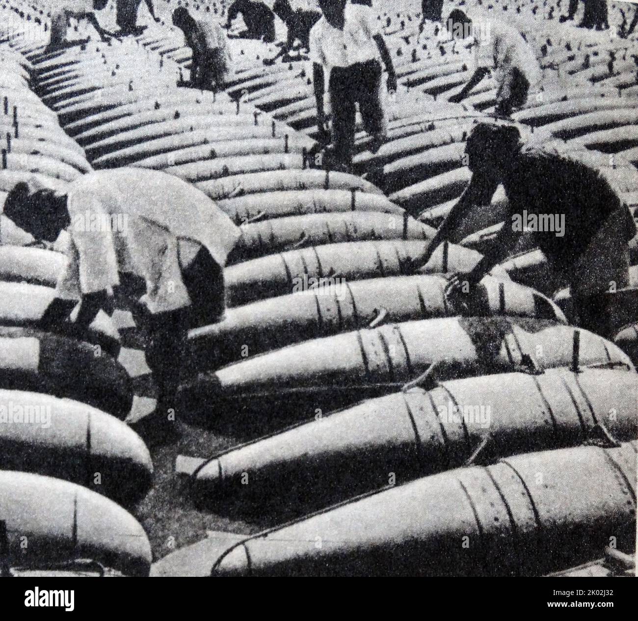 Dans une usine militaire. Inde Banque D'Images