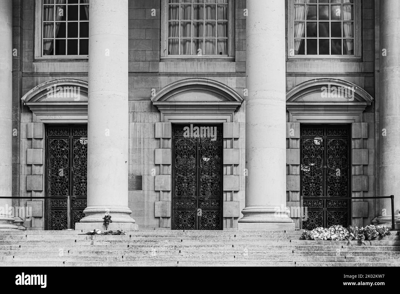 Queen Elizabeth sa Majesté Memorial Leeds Banque D'Images