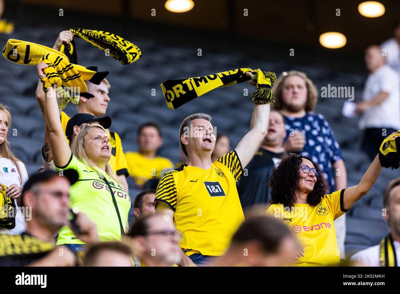 Dortmund, Allemagne. 06th, septembre 2022. Les fans de football de Dortmund ont été vus sur les tribunes lors du match de l'UEFA Champions League entre Dortmund et le FC Copenhagen au parc signal Iduna de Dortmund. (Crédit photo: Gonzales photo - Dejan Obretkovic). Banque D'Images