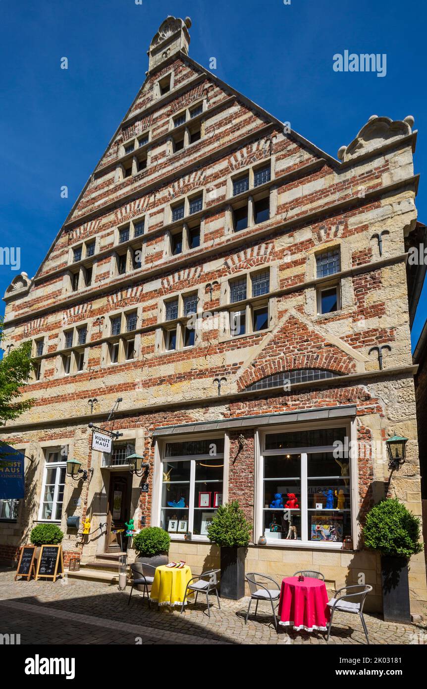 Allemagne, Billerbeck, Berkel, Baumberge, Muensterland, Westphalie, Rhénanie-du-Nord-Westphalie, Haus Beckebans, bâtiment laïque, façade en brique, Toit à trois étages, Renaissance Banque D'Images