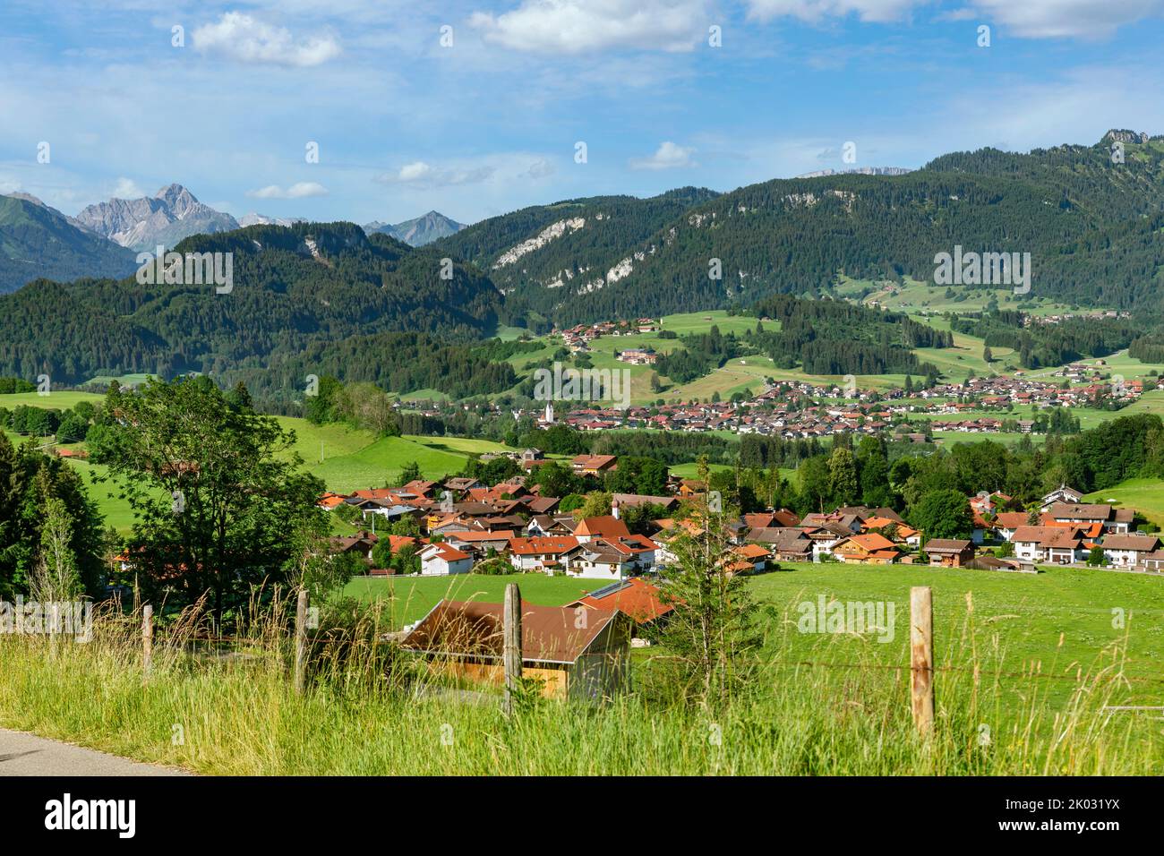 Vue sur Hinang à Fischen dans Allgäu Banque D'Images
