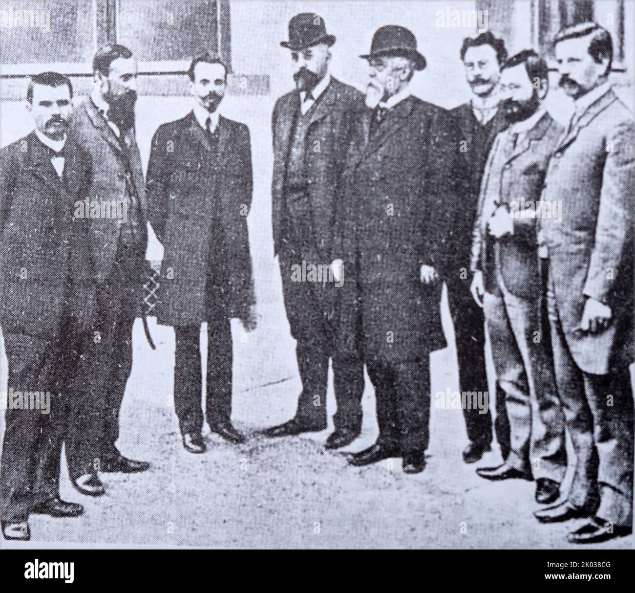 Membres de la Douma d'Etat de 1st (Parlement russe tsariste) après dissolution. Banque D'Images