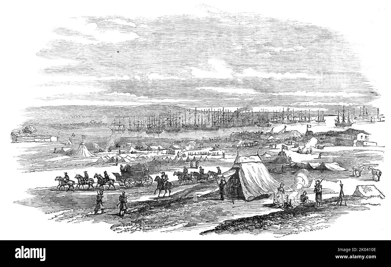 Les troupes françaises atterrissent au cap Chersonese, 1854. Guerre de Crimée. « La jetée en saillie est bondée d'outils de guerre récemment débarqués des transports, dont un grand nombre sont au point d'ancrage. Un dossier de wagons militaires passe au camp, certains d'entre eux dessinés par six ou huit chevaux, avec des pilotes montés. Un aperçu de la tente de l'intendant au premier plan montre plusieurs personnes engagées par des bus écrivant des rapports à envoyer aux quartiers-chefs... en cas d'attaque par les Russes, les navires de guerre dans la baie would...be capables de fournir une assistance effective aux troupes sur terre... Banque D'Images