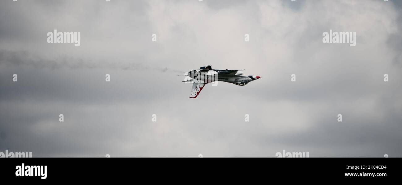 Avions militaires - EA-18 Growler, F-16 Thunderbirds, A-10, B-2, T-38 Banque D'Images