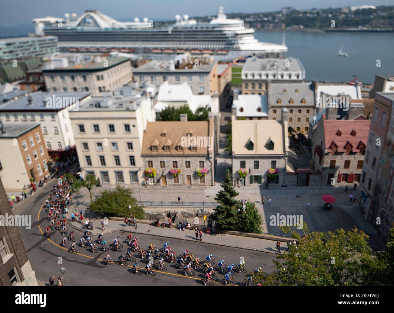 9 septembre 2022, Québec, Québec, Canada : les principaux cycles d'emballage au Grand Prix Cyciste de Québec, Québec, Québec, Canada, les 09 et 2022 septembre. (Image de crédit : © Patrice Lapointe/ZUMA Press Wire) Banque D'Images
