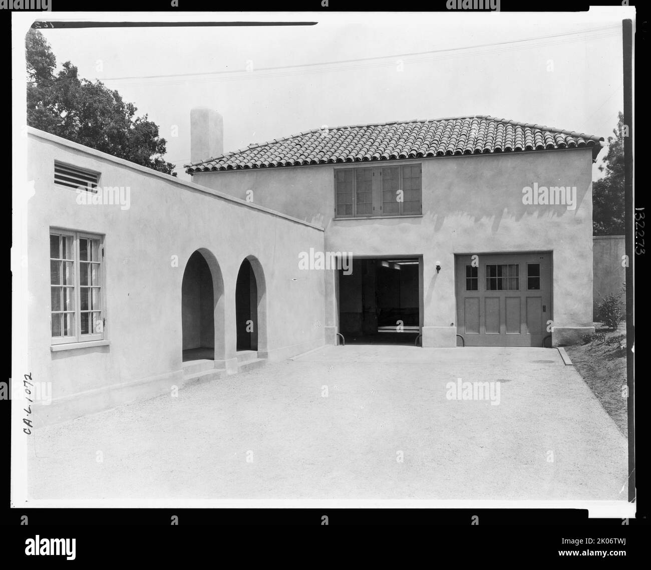 « Mi Sueno », maison Herbert Coppell, 1245 South Grand Avenue, Pasadena, Californie, 1917. Architecture de la maison: Bertram Grovesnor Goodhue, construit en 1916; Carlton Monroe Winslow, architecte superviseur. Paysage : Paul George Thiene, 1916. [Mi Sue&#xf1;o - mon rêve]. Banque D'Images